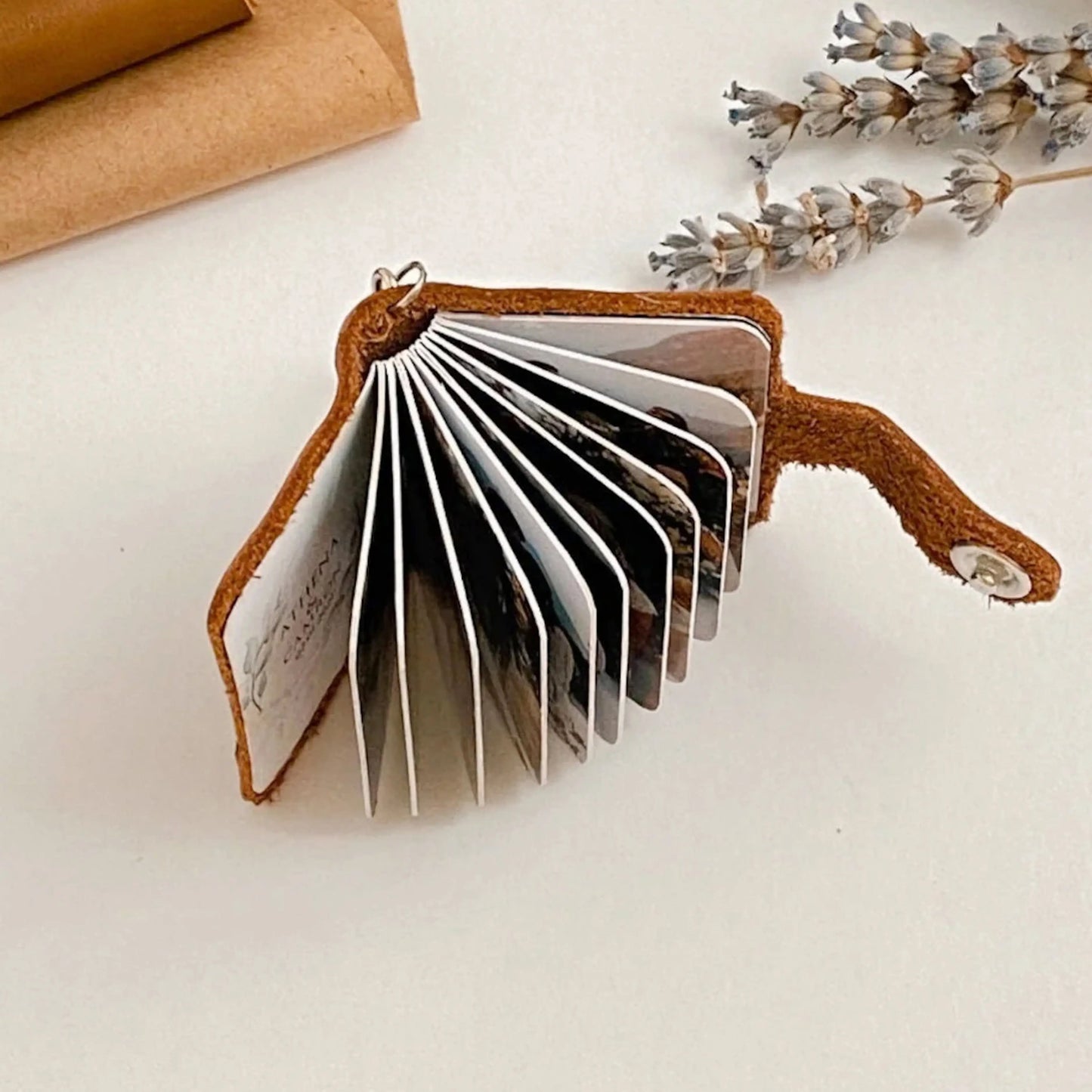 Flashing Click Customizable Leather Mini Photo Album Keychain - with 12 to 24 Photos - Gift Idea for Father's Day, Birthdays, Anniversaries, or Special Moments Flashing Click