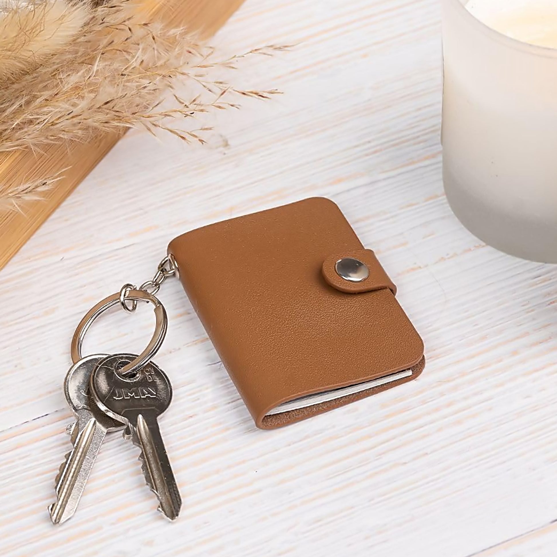 Flashing click Brown Vegan Leather Mini Photo Book Keychain – Rustic Memory Album (12–23 Photos, Custom Text, 2 Sizes) Flashing Click